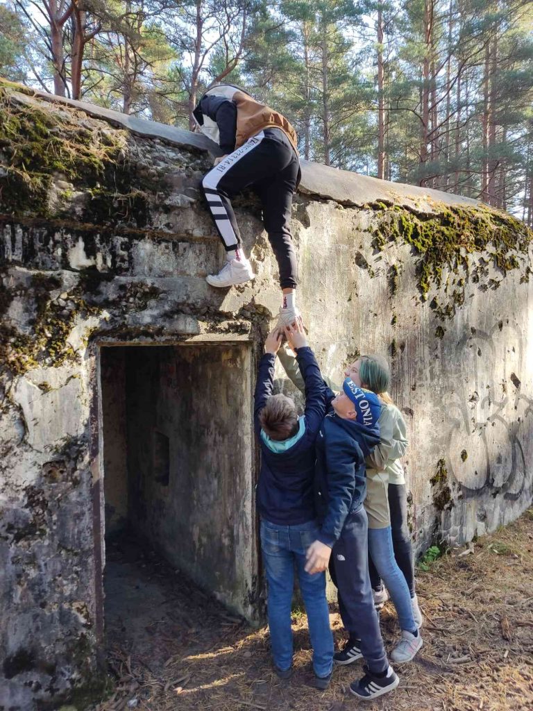 Šim attēlam ir tukšs alt atribūts; faila nosaukums ir Piedzivojuma-gars3-768x1024.jpg