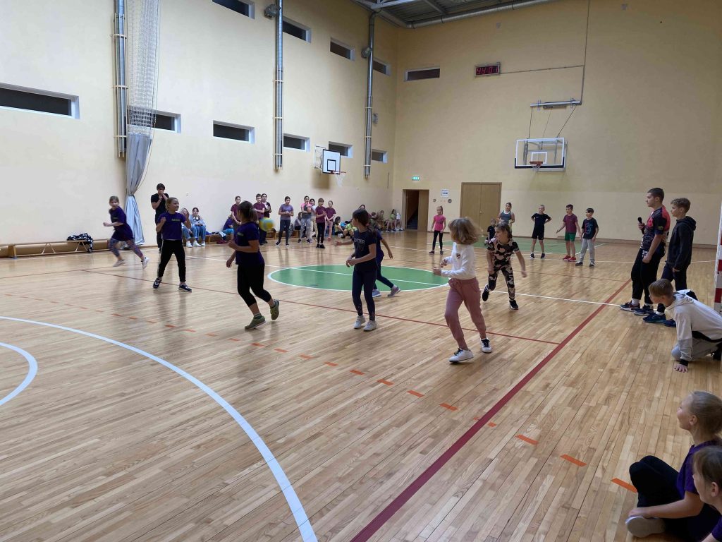 Šim attēlam ir tukšs alt atribūts; faila nosaukums ir Sporta-pasakums-1024x768.jpg